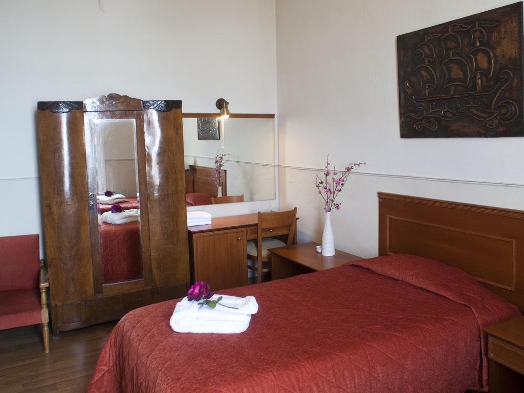 Hotel Acropolis كافالا المظهر الخارجي الصورة