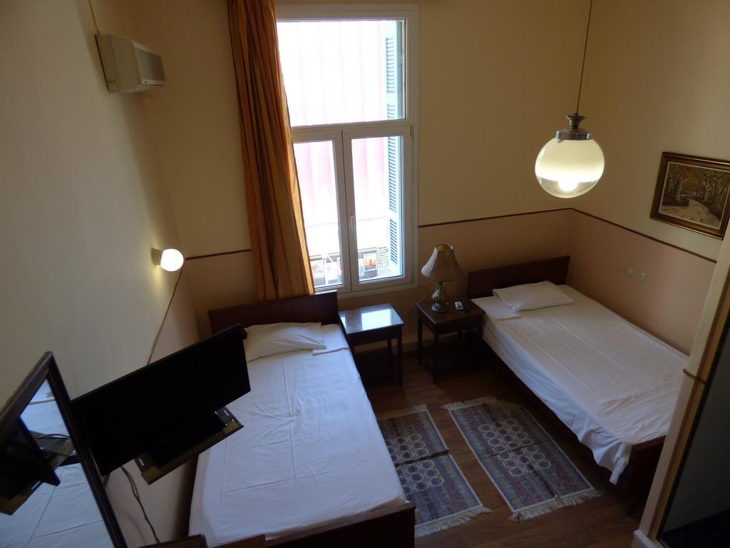 Hotel Acropolis كافالا المظهر الخارجي الصورة